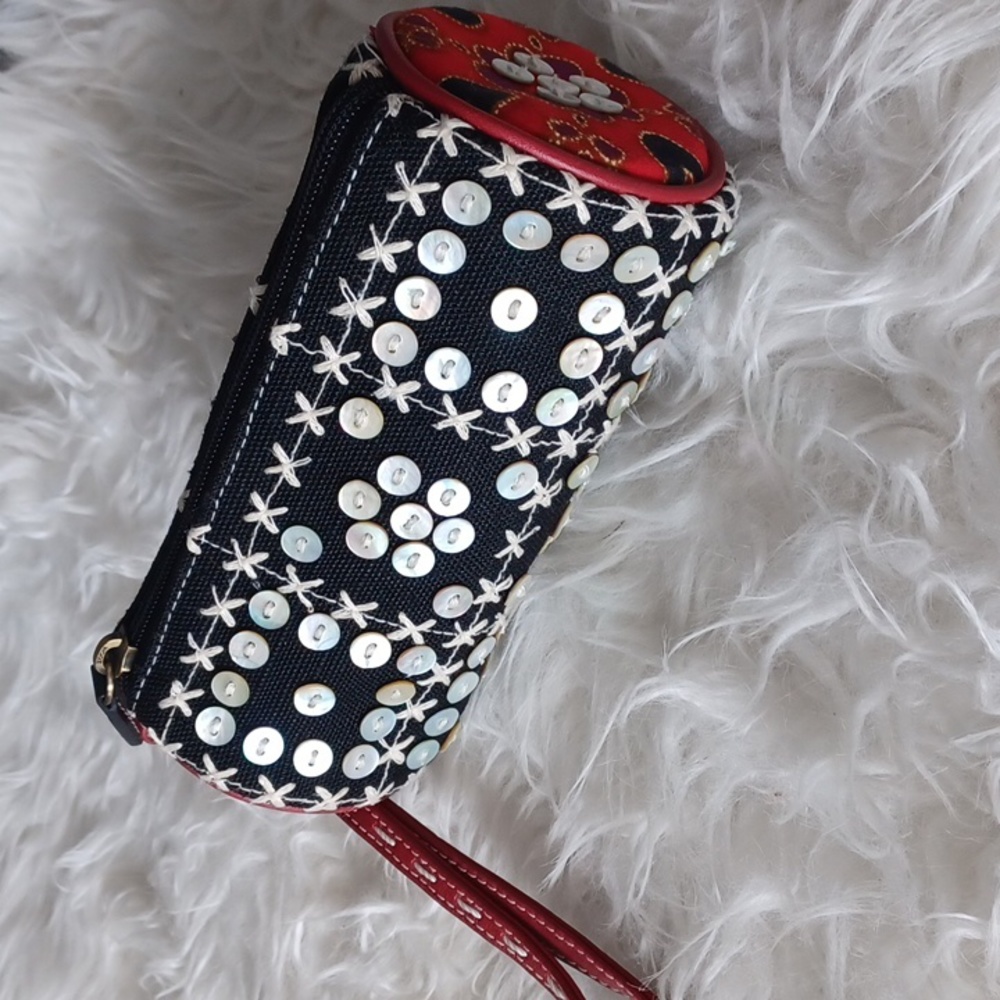 Isabella Fiore wristlet